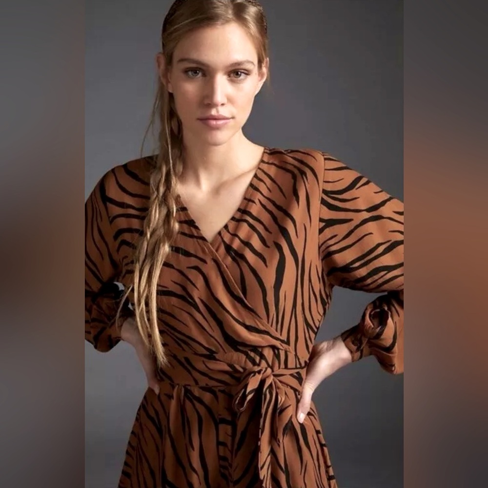 Faithful The Brand Long Sleeve Lottie Tiger Print Romper ZB1